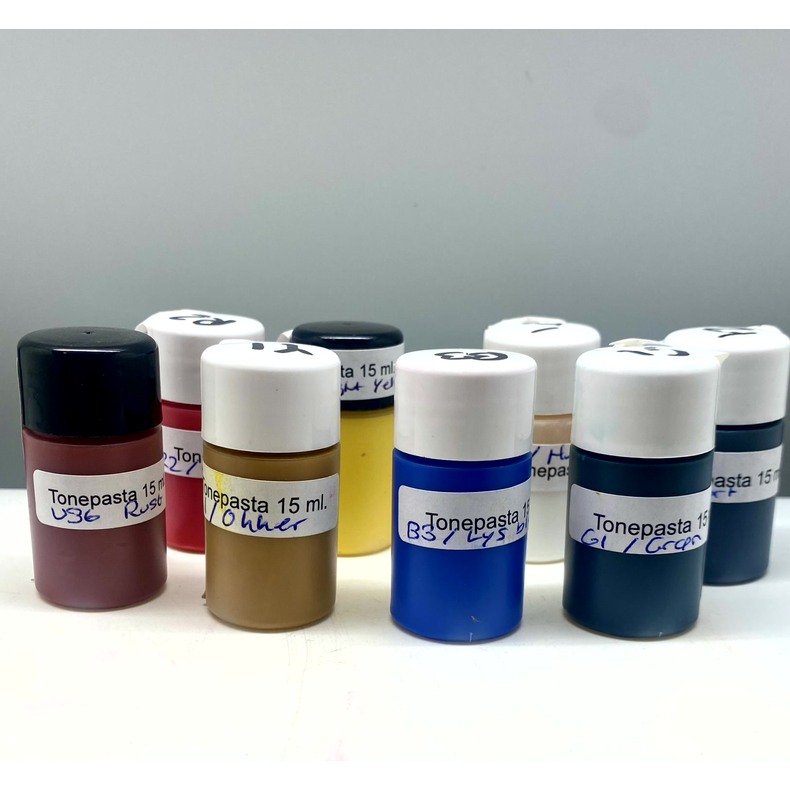 Tonepasta, 15 ml.  til gelcoat Tonepasta, 15 ml.  Sort.