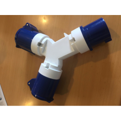 Adapterstik Y - Adapterstik "Y" 1 x CEE "Han" / 2 x CEE "Hun"