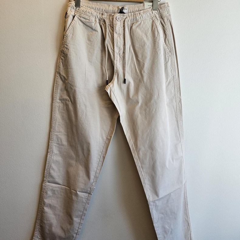 Lyon - 202 Kit - Str. 8XL