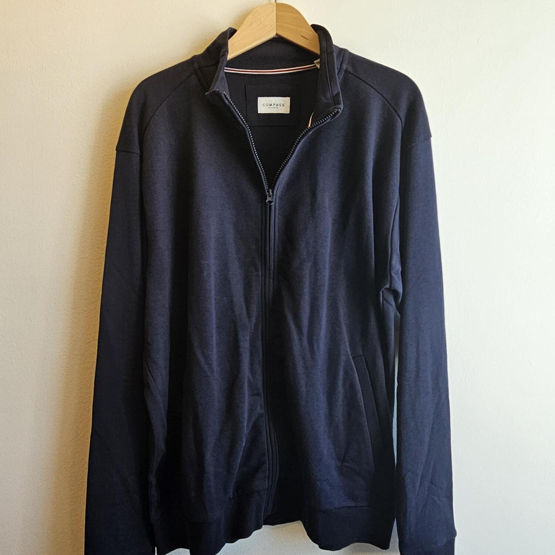 Calascio - 700 Navy Blue - Str. S