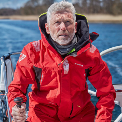 MUSTO BR2 OFFSHORE JKT 2.0  -169 TRUE RED