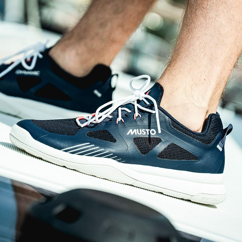 M DYNAMIC RACE TRAINER - NAVY - 11