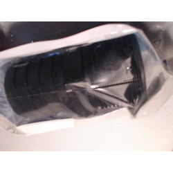 Slangestuds komposit, sort