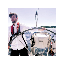 ScanStrut Helm pod for displays op til 12"