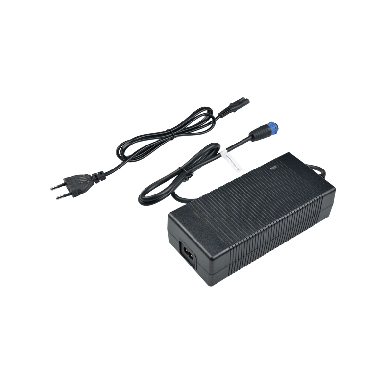 ePropulsion Spirit 1.0 Plus & EVO lader