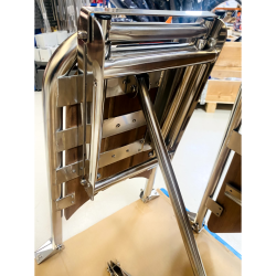 Stvnplatform med Stige 333 650 