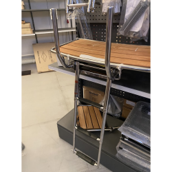 Badestige teleskopisk med skjult h�ndtag 3 trin